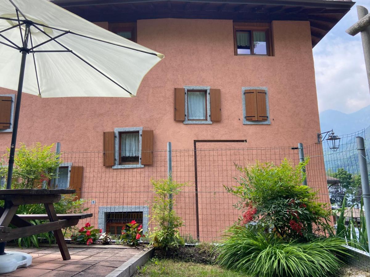 Appartement Casa Monica Ledro Attico à Mezzolago Extérieur photo