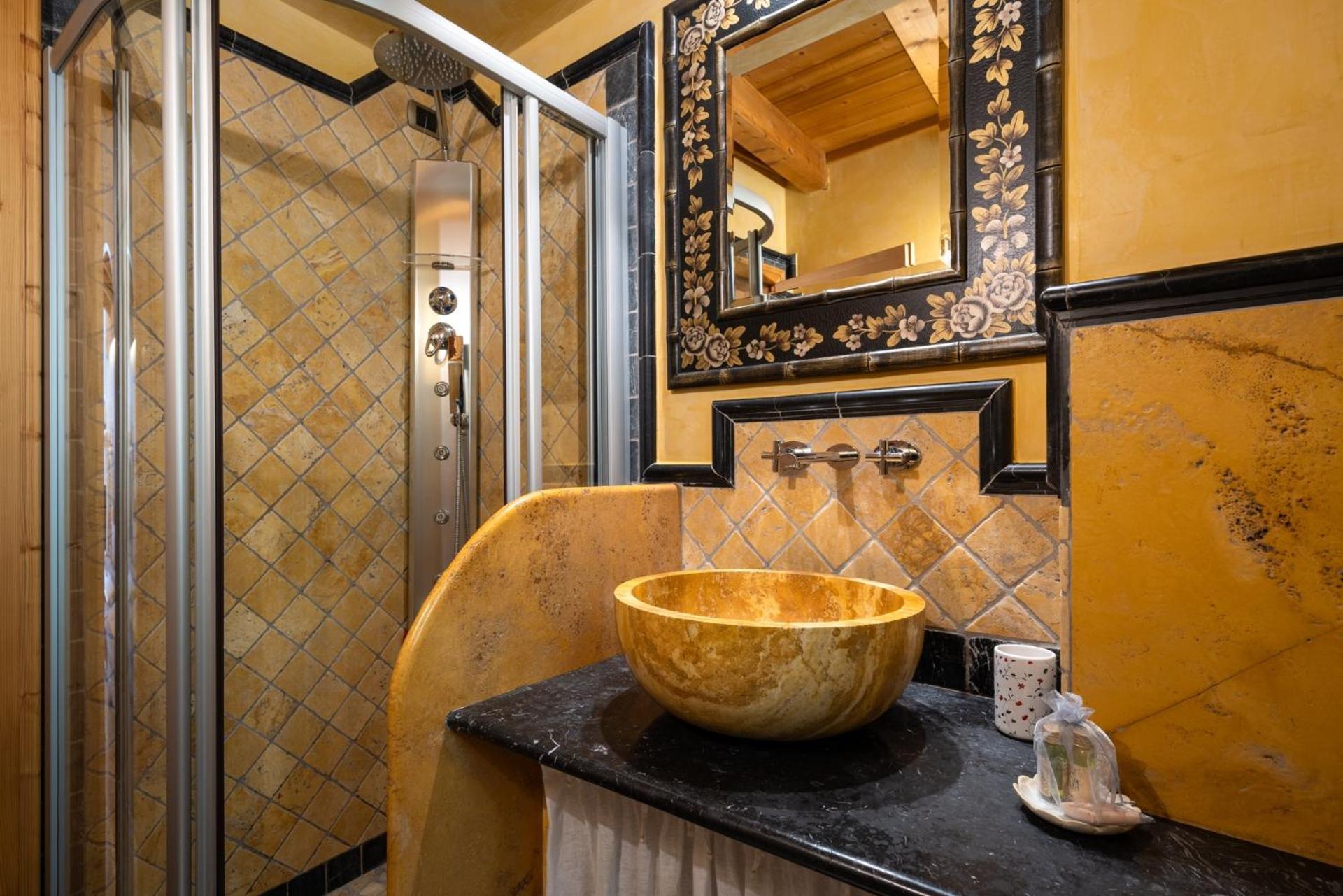 Appartement Casa Monica Ledro Attico à Mezzolago Extérieur photo